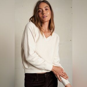 NWT PerfectWhiteTee Zuri Sweatshirt - Sugar Small